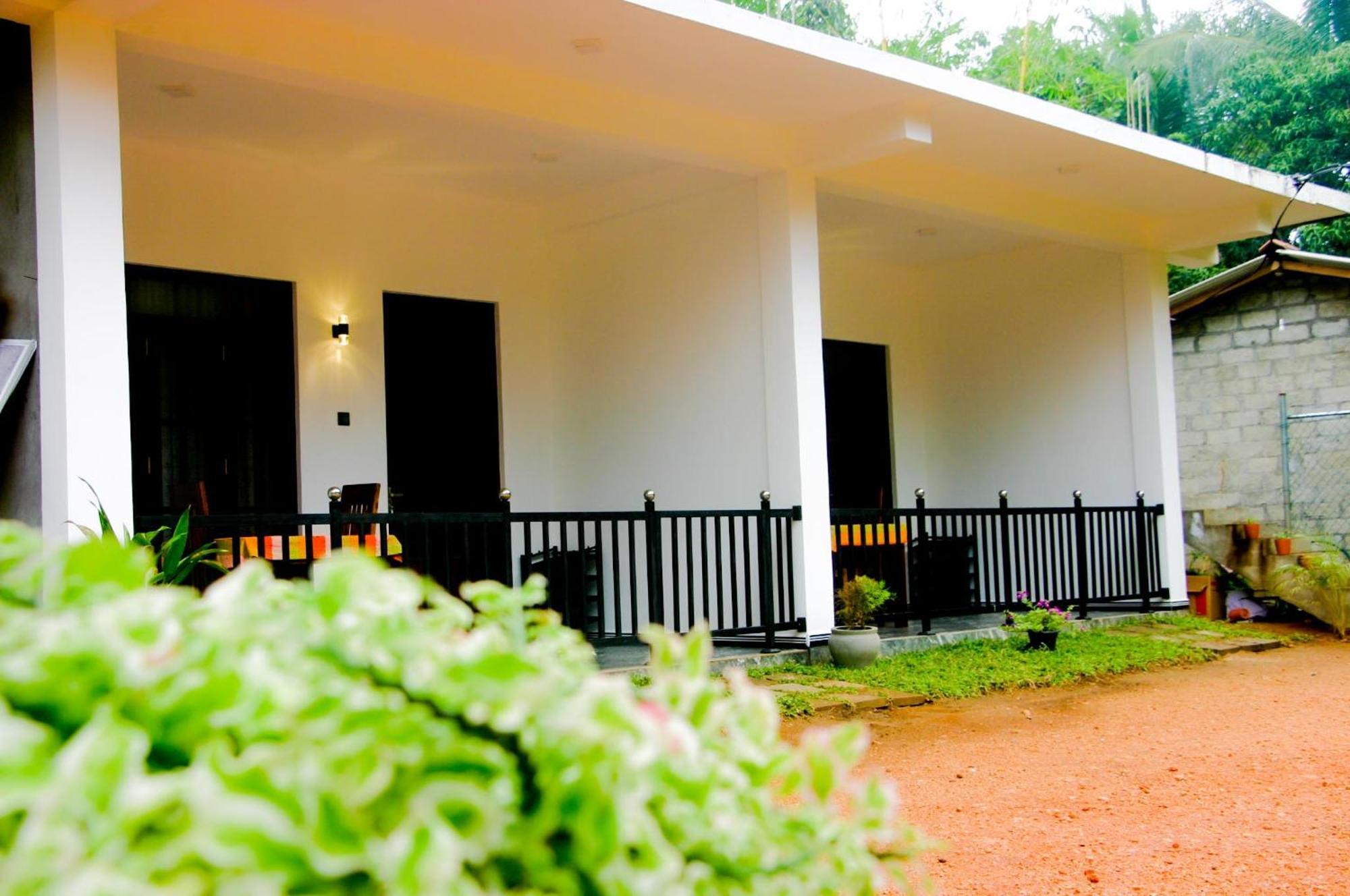 Sigiri Heaven Villa Sigiriya Exteriör bild